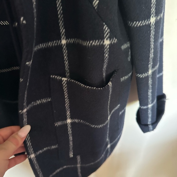 Fitted Blazer Jacket - Picture 5 of 5